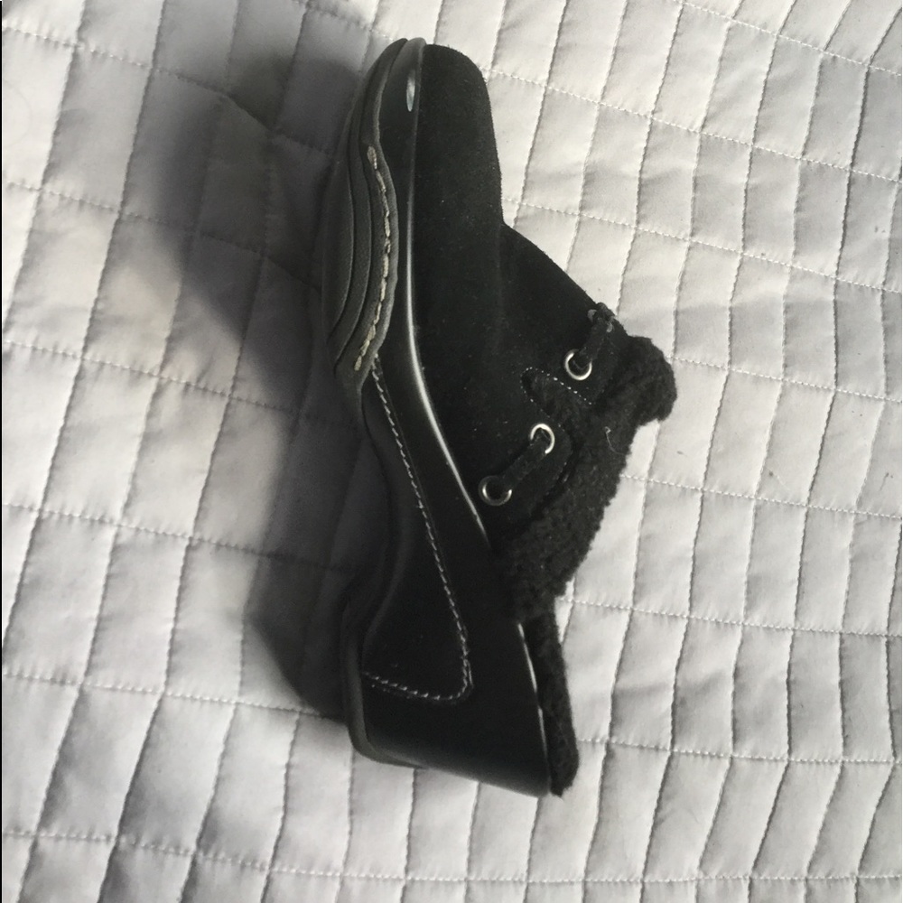 White mountain wedge